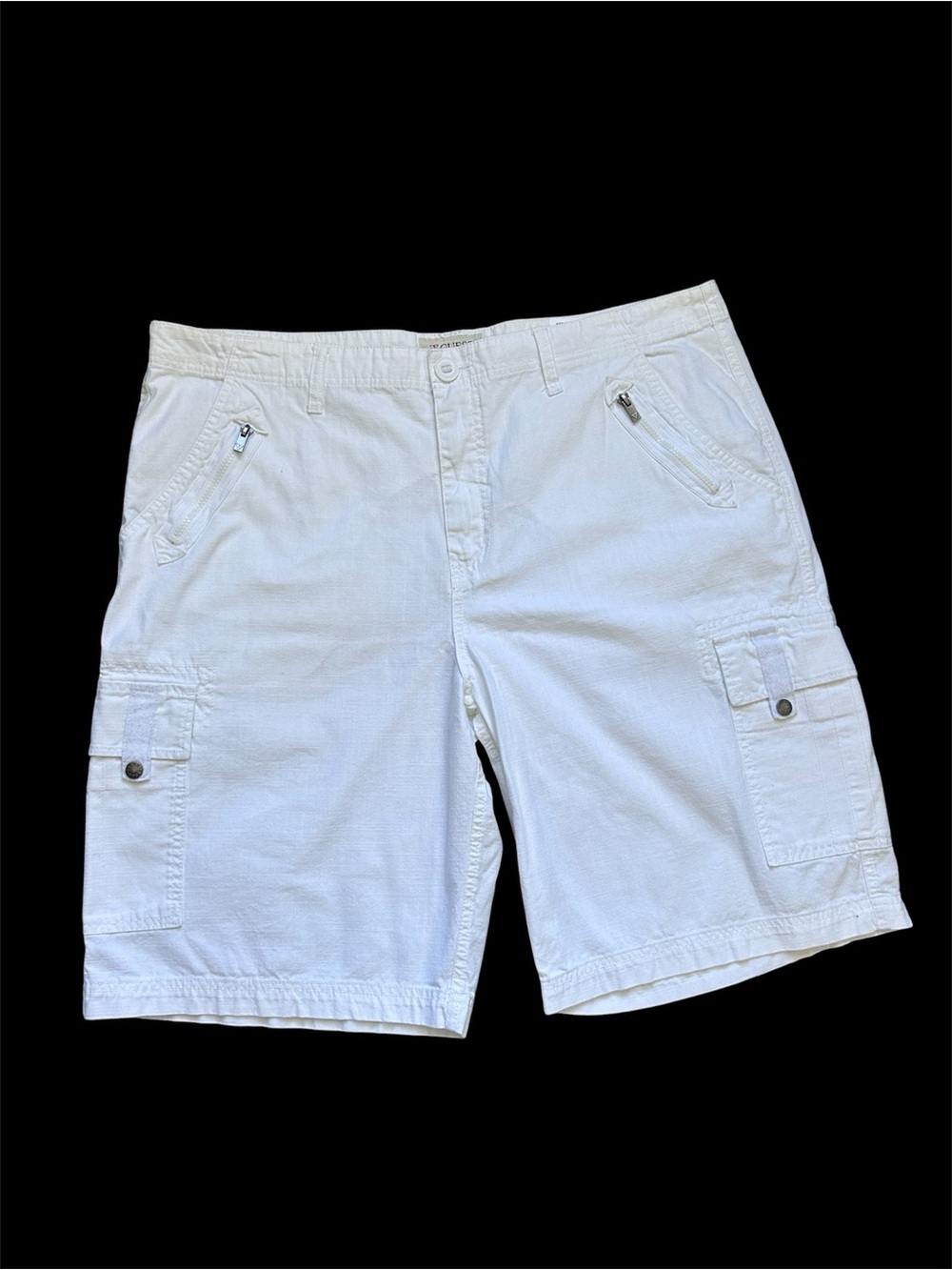 GUESS NWOT Men’s 100% Cotton White Cargo Shorts size 40